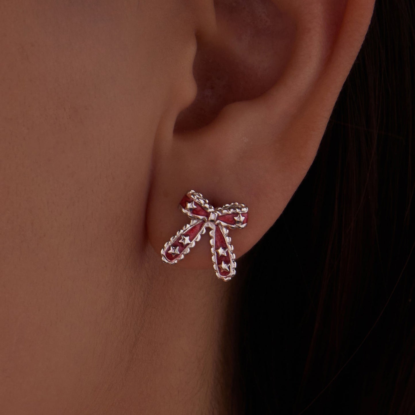 925 Sterling Silver Earrings with Enamel Process in White Gold Plating for Women