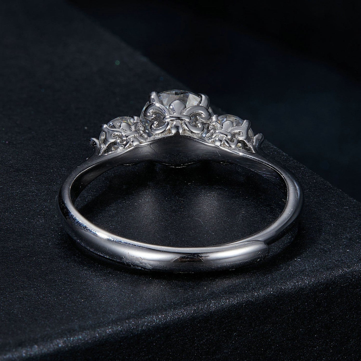 925 Sterling Silver Moissanite 6.5mm 1ct Ring, Size E for Women