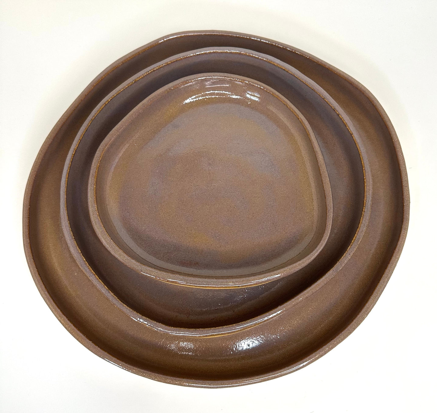 FRECKLE PLATES SET. Large, medium & small.