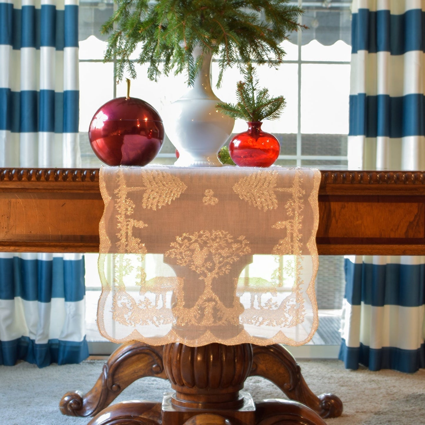 Prince of Scots Scottish White Leno Gauze Table Runner ~ Gold Lurex ~