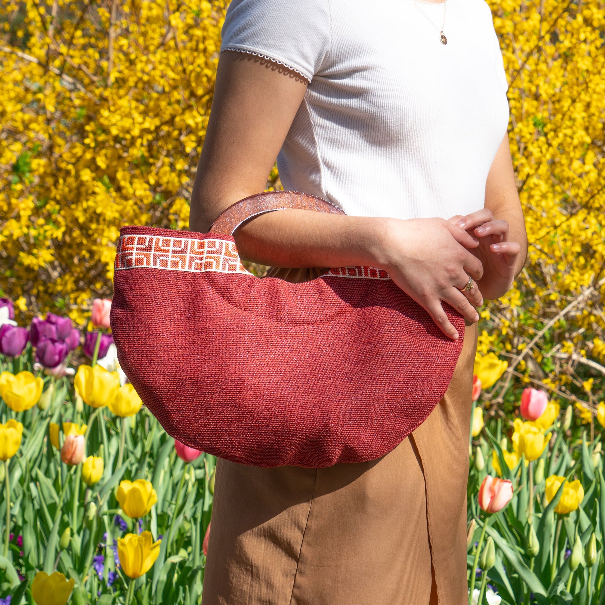 Half Moon Clutch - Red - Osadia Concept Store