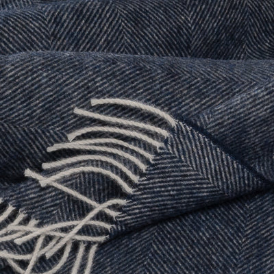 Southampton Home Shetland Lambswool Herringbone Throw – Navy | Woven in England