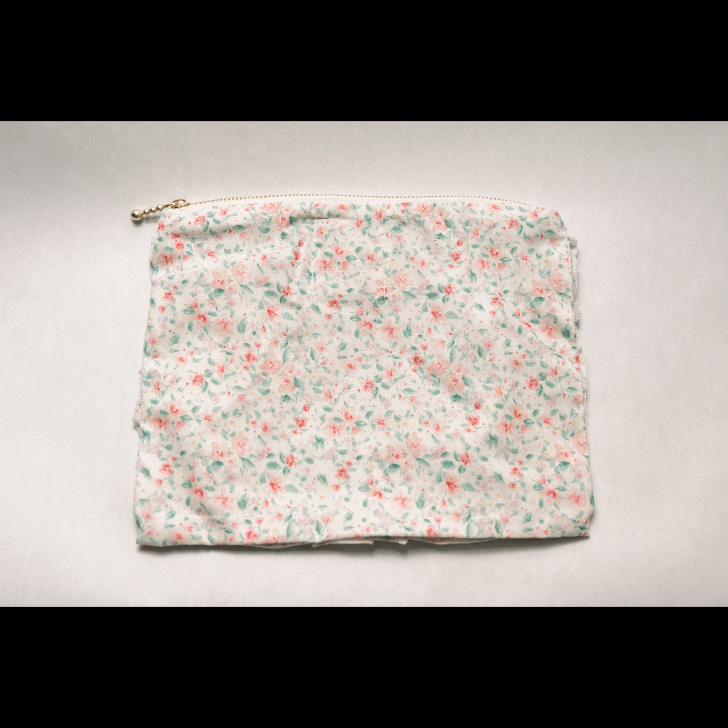 Vintage-Inspired Floral Pouch- Confetti - Osadia Concept Store
