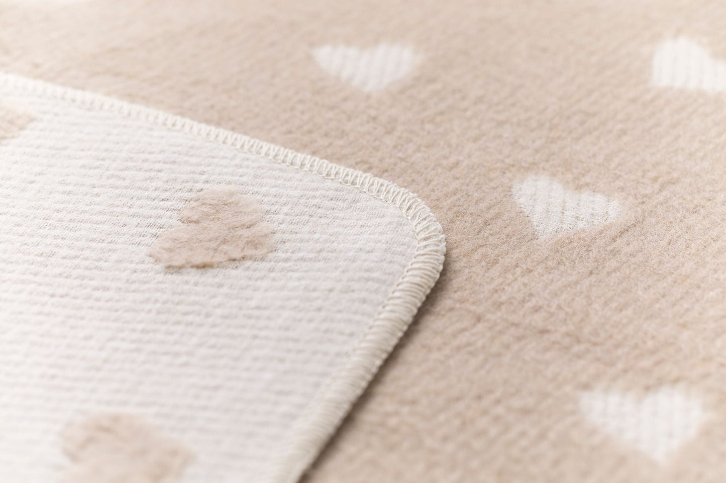 CARLA Baby Blanket "Hearts Allover"