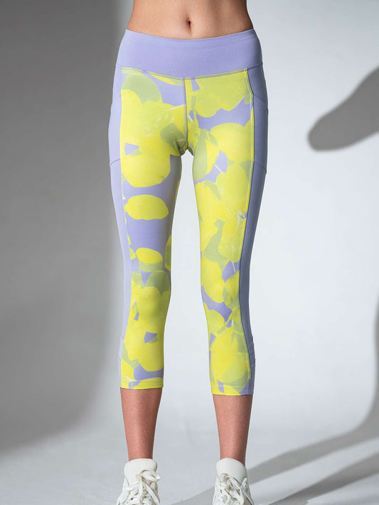 ELLE CAPRI | Performance Compression Leggings with Pockets