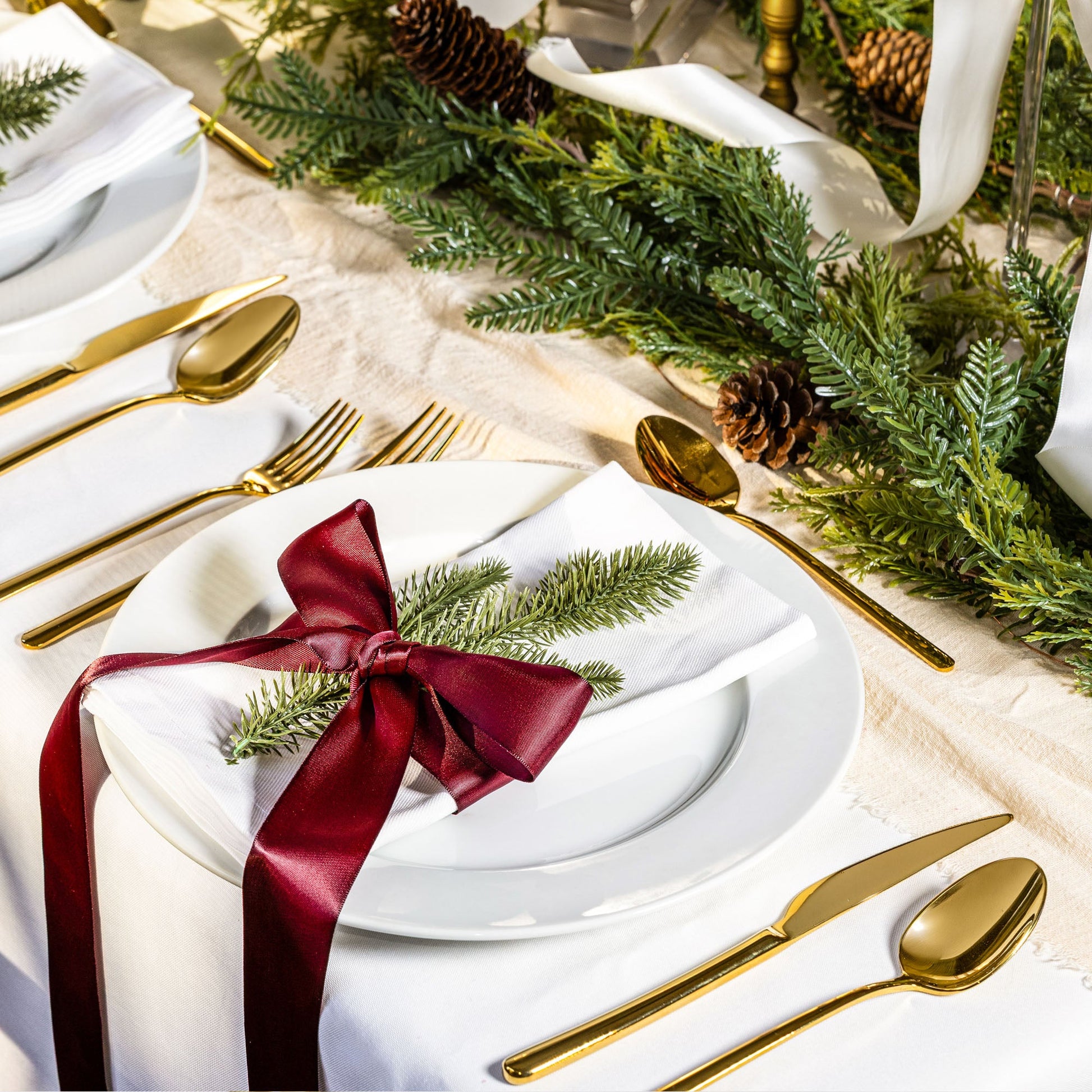 Emilia Mirror 20-Piece Flatware Set - Osadia Concept Store