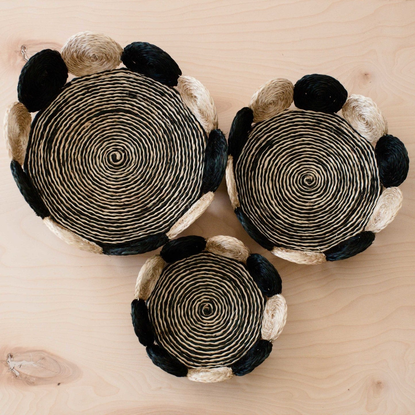 S/3 Black and White Abaca Fruit Basket