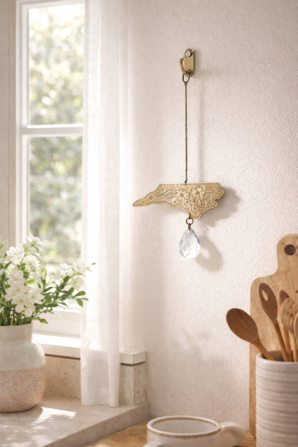 North Carolina State Dogwood Engraved Suncatcher