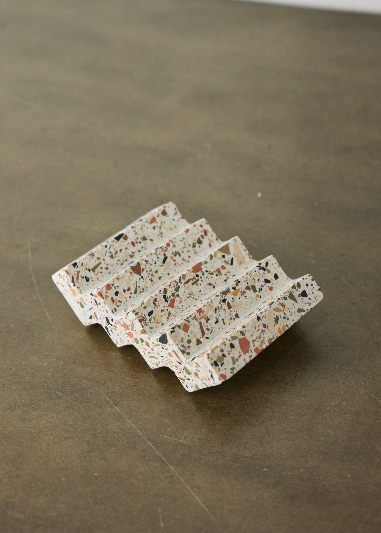 Zig-Zag Neutral Terrazzo Soap Dish