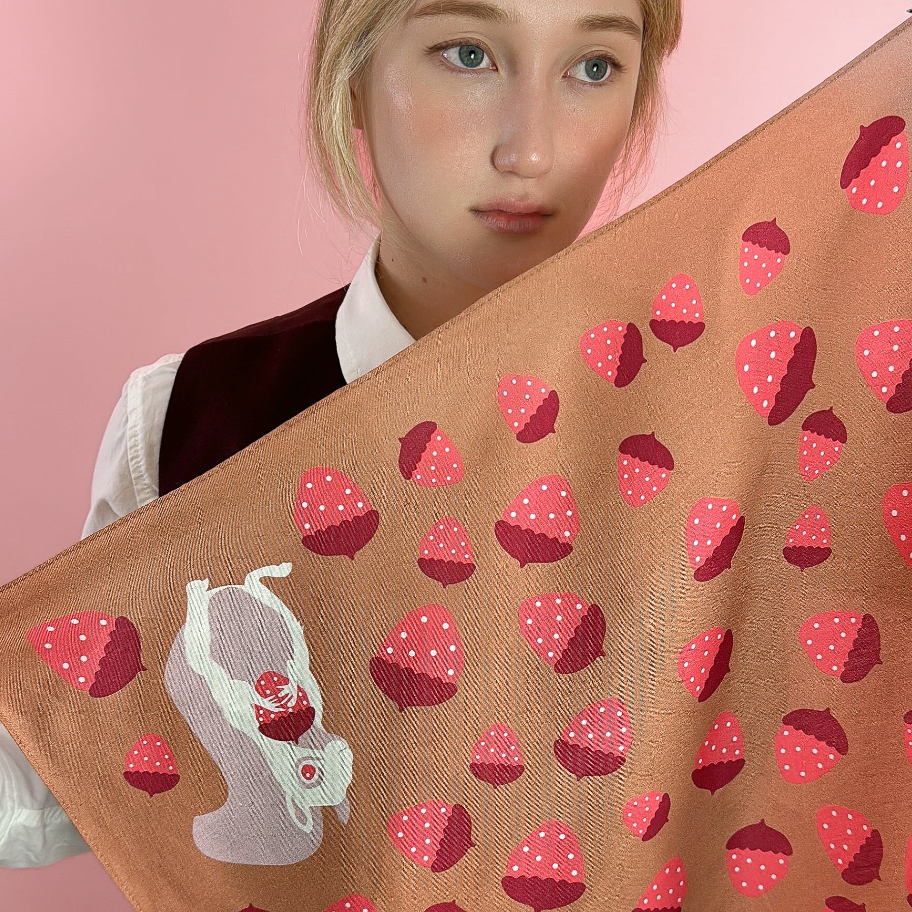 Albino Squirrel  Cotton Silk Bandana - Osadia Concept Store