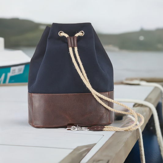 WANDERLUST Canvas Duffle Bag ~ Classic Navy