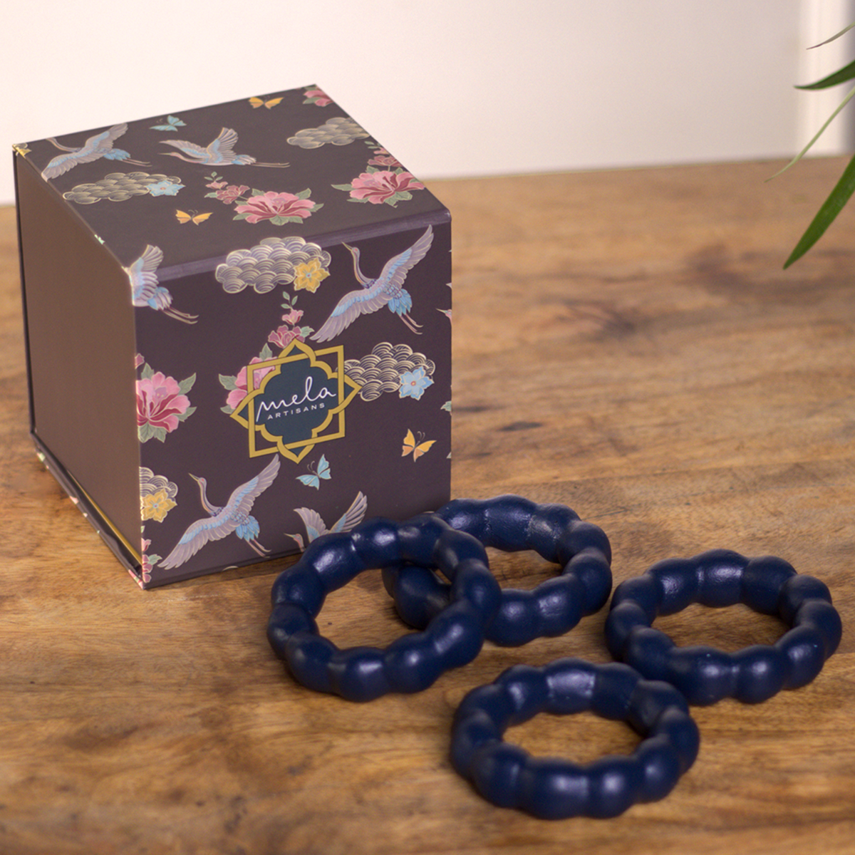 Raatriti Handcrafted Napkin Rings Gift Box Set