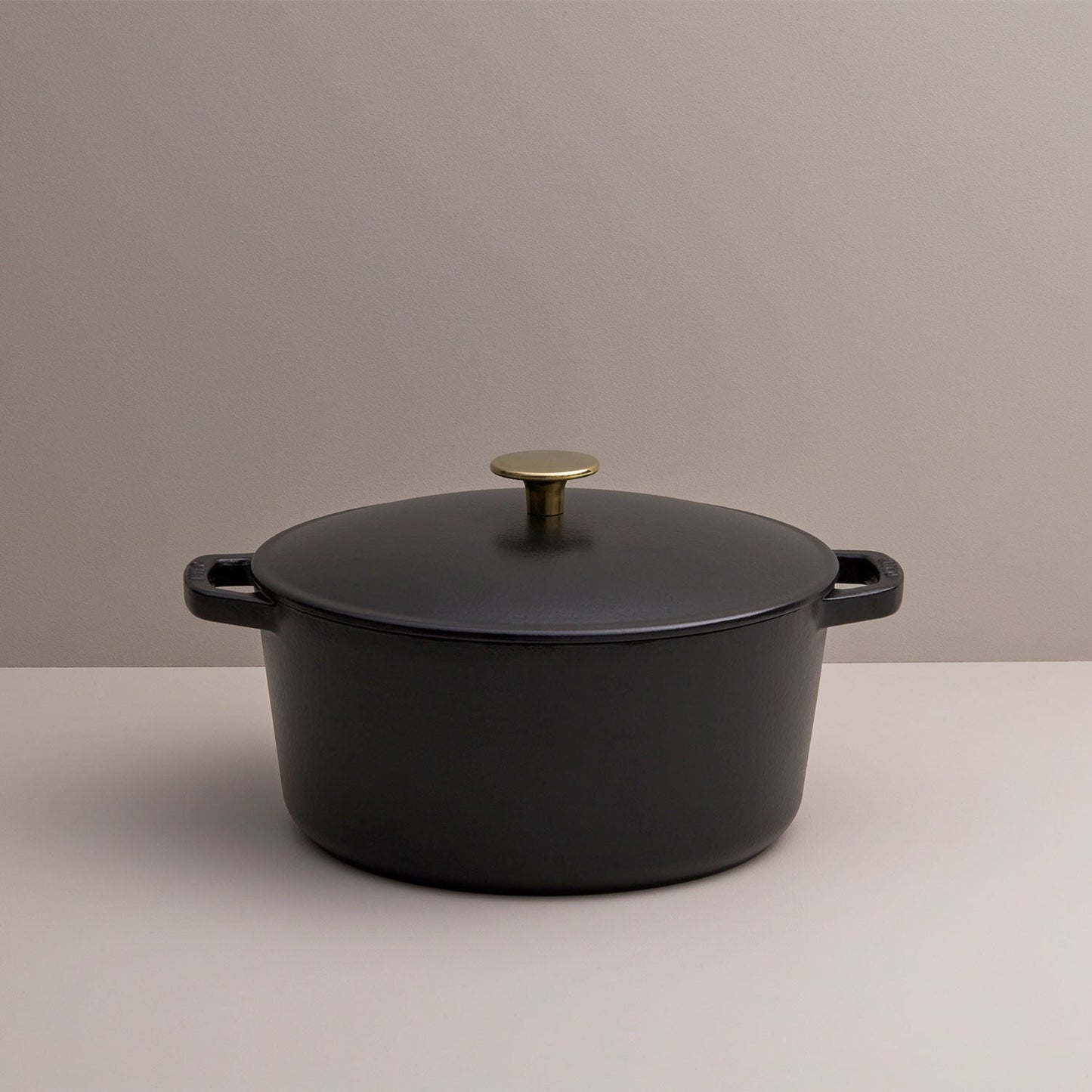 5.5 Quart Classic Dutch Oven
