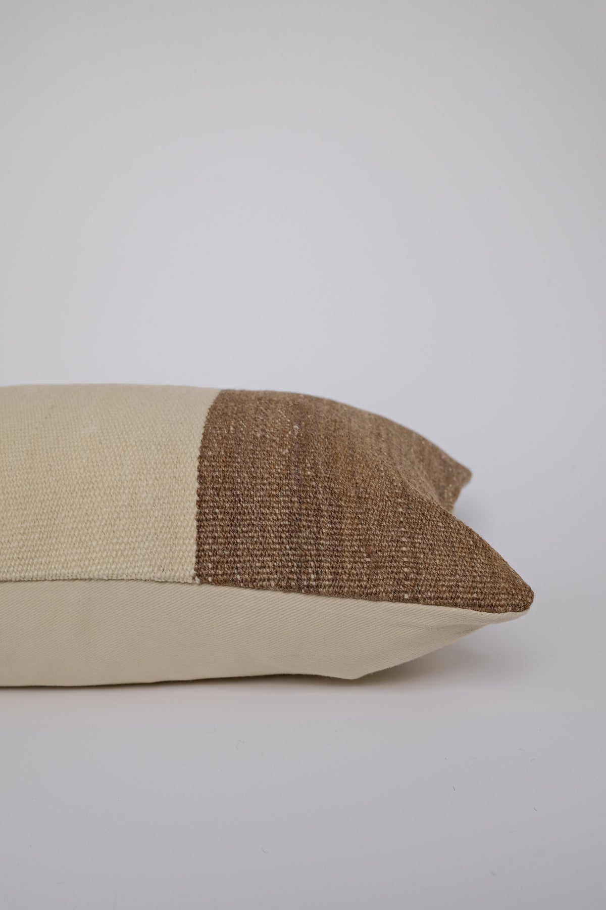 Naya Kilim Lumbar