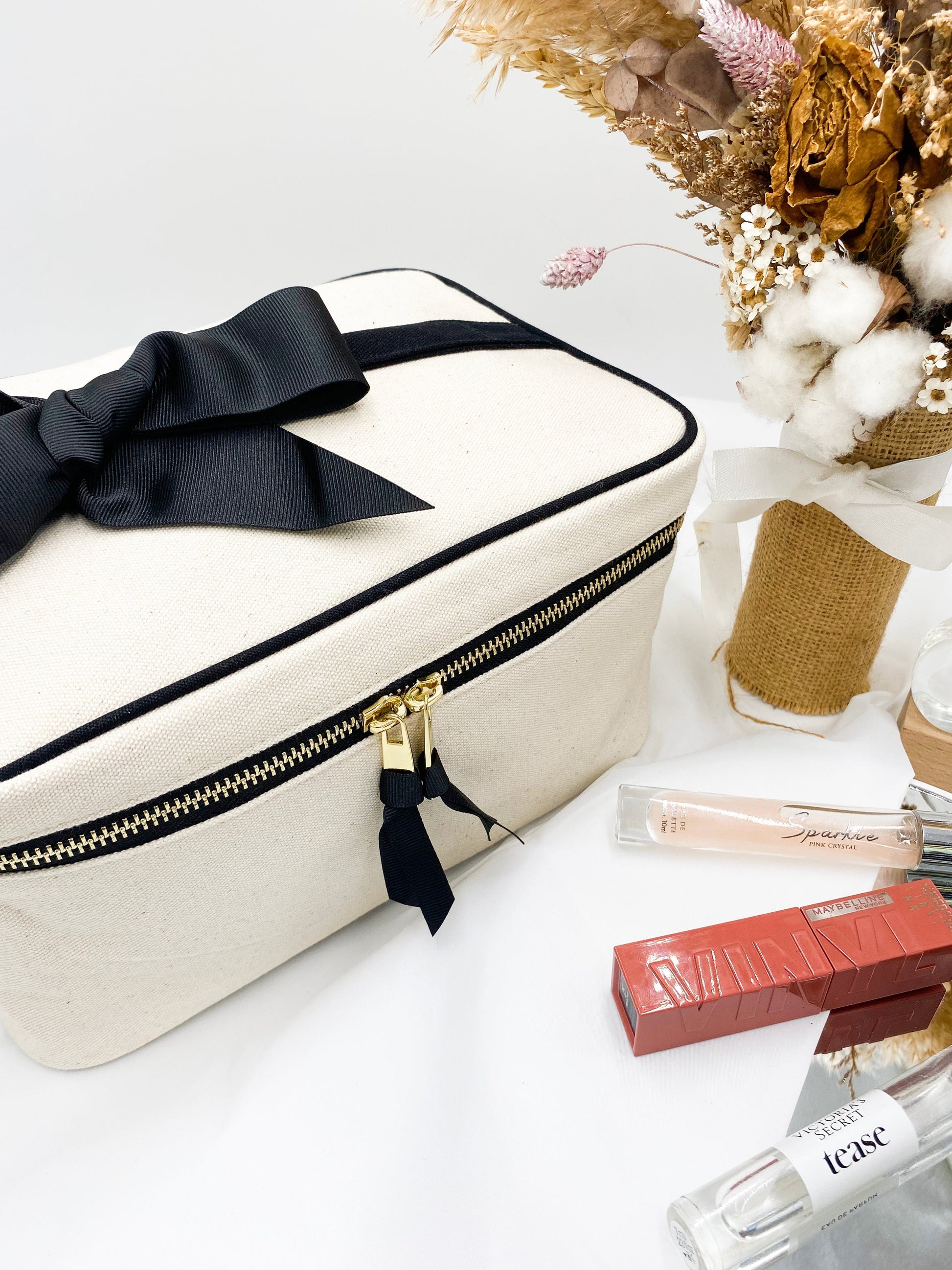 Medium Box Makeup & Toiletry, Cream - Osadia Concept Store