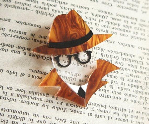 Invisible Man Brooch by Laliblue