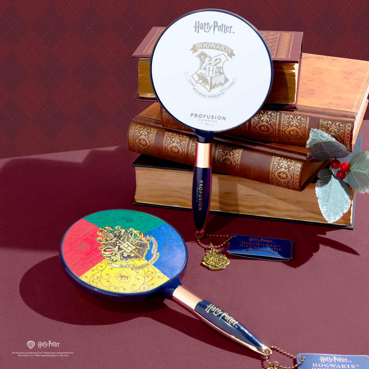 Harry Potter Holiday | Hogwarts™ House Pride Handheld Mirror - Osadia Concept Store