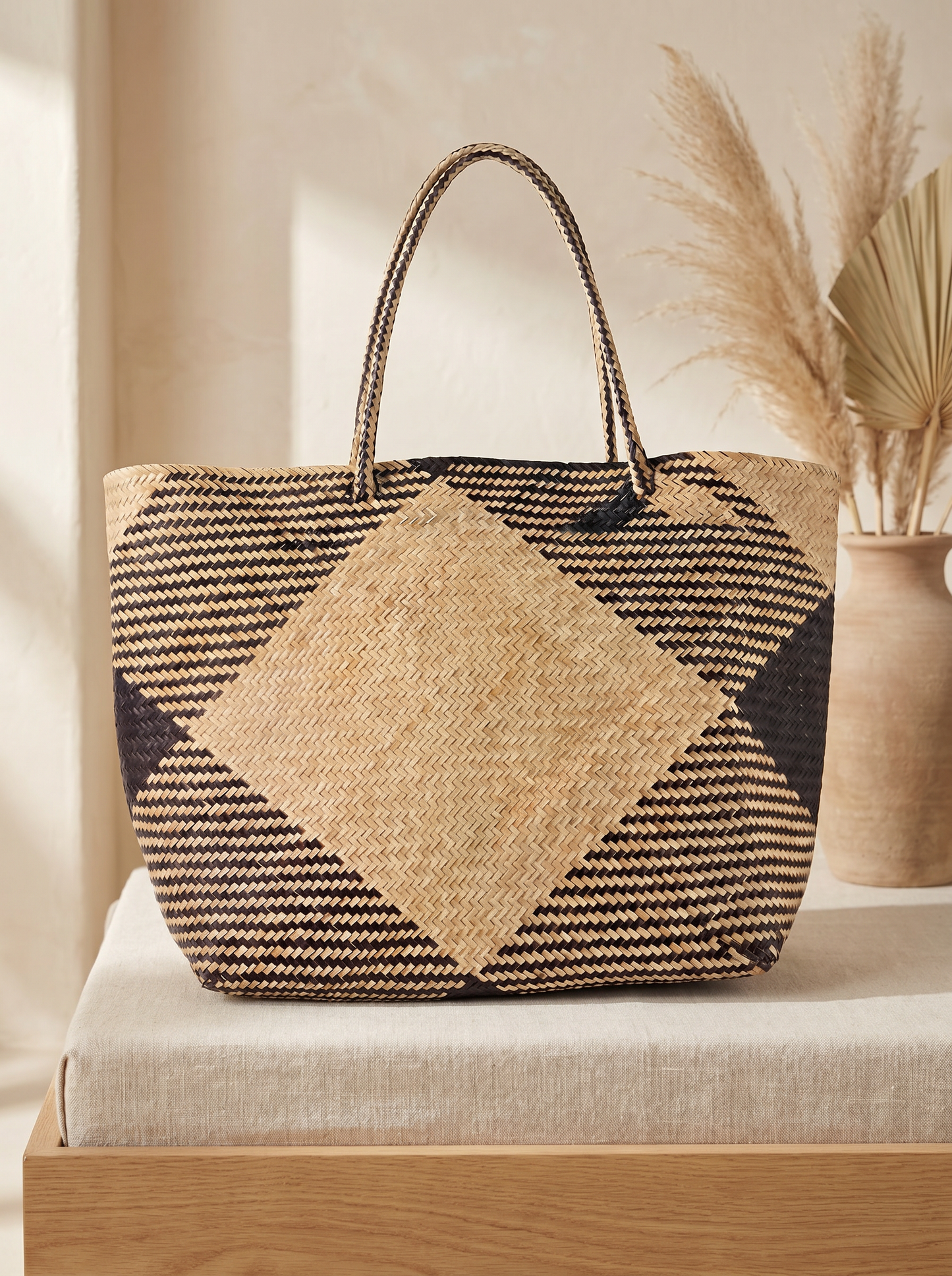 Avery Day Tote - Diamond Motif