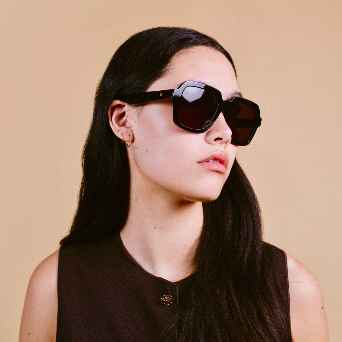 Manyara II Black Sun