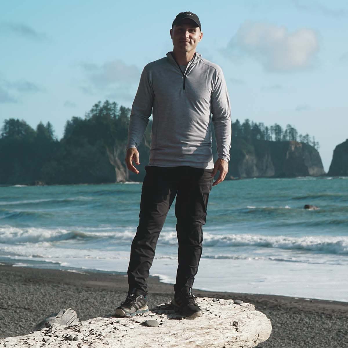 Microweight Men's Wool 1/4 Zip Woolverino - Osadia Concept Store