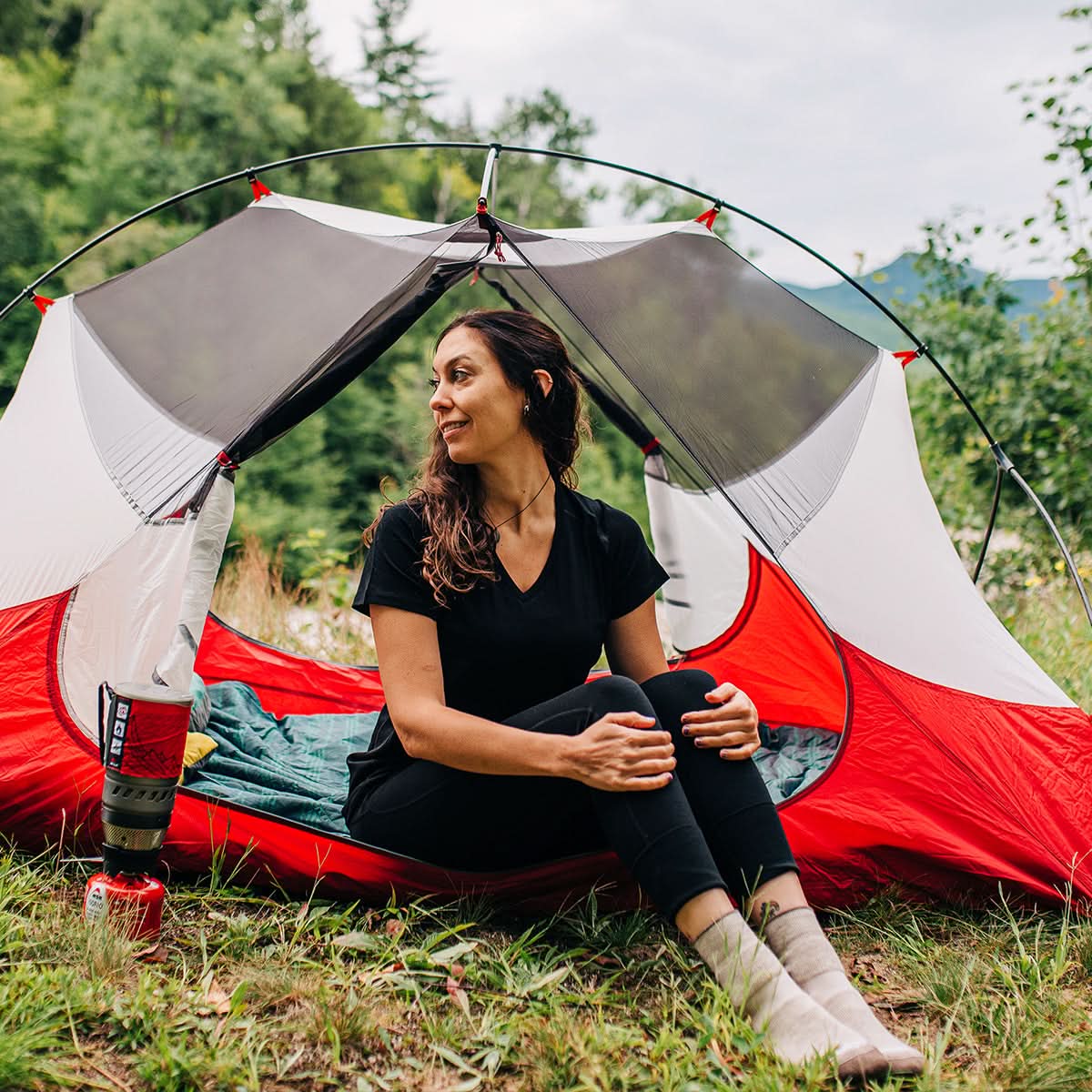 Microweight Women's Wool V-Neck T-Shirt - Woolverino - Osadia Concept Store