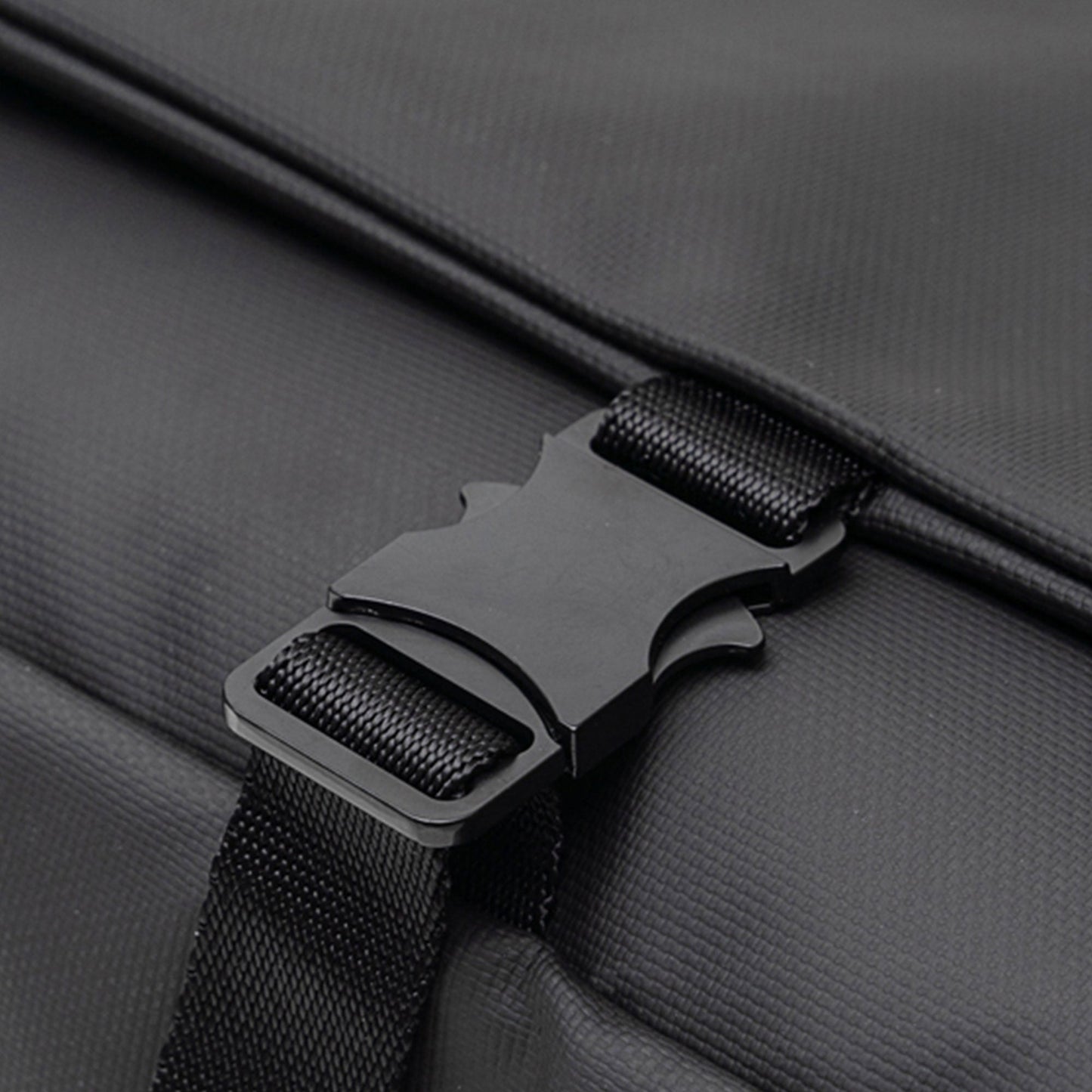 Office Messenger Black