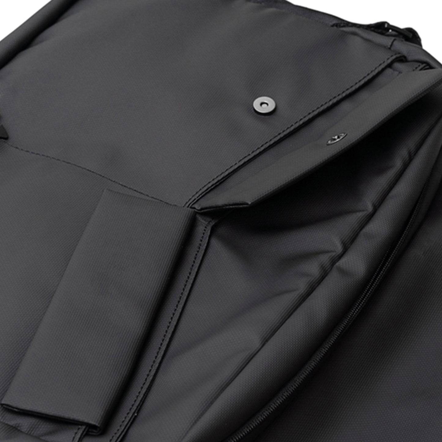 Office Messenger Black