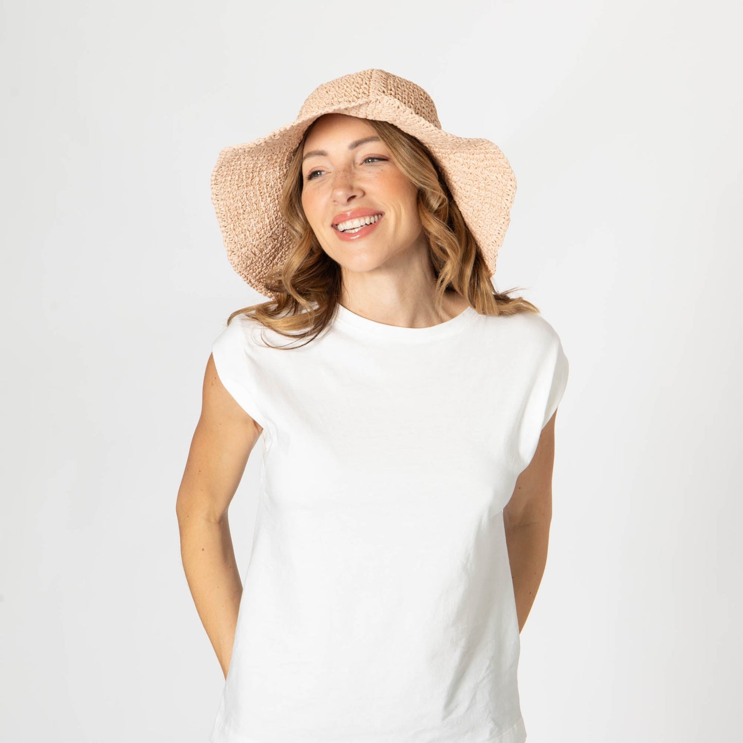 Women's Paper Crochet Floppy Bucket Hat