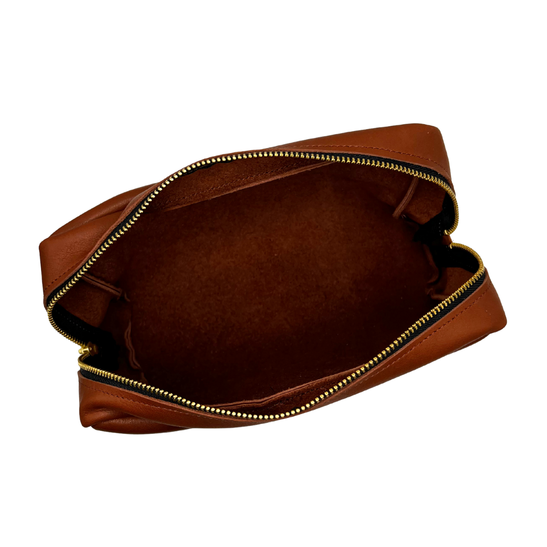Traveler Leather Organizer Bag