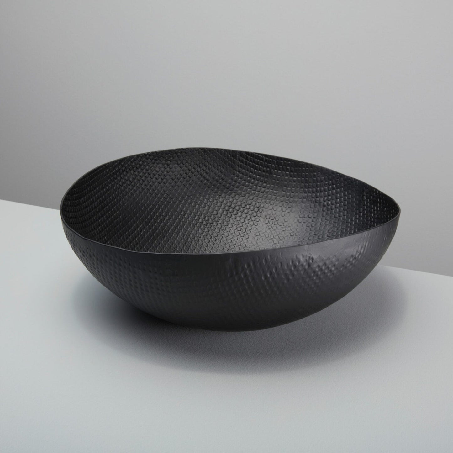 Gwyneth Aluminum Bowl, Extra Large